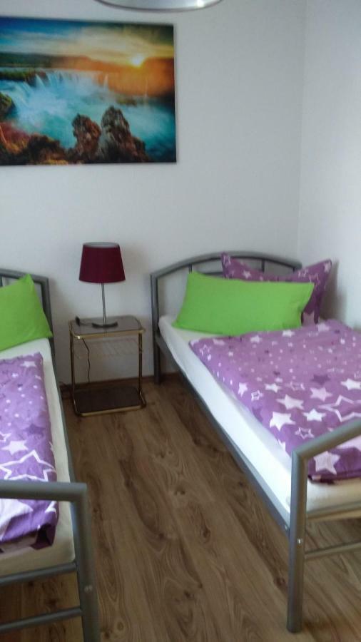 Gaestehaus Am Teich Raben Steinfeld Esterno foto